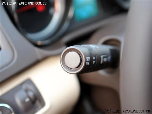 汽車之家 通用別克 新君威 2.0l 精英版