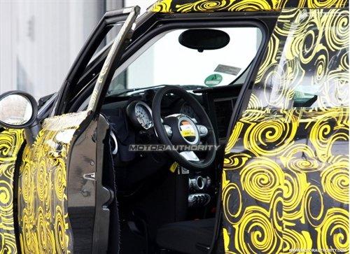 打造小型SUV MINI Countryman路試曝光 汽車之家 打造小型SUV MINI Countryman路試曝光 汽車之家