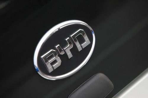 誰(shuí)將是下一款國(guó)民車 試駕四款當(dāng)紅小車