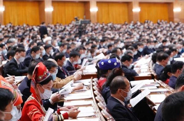 最高法報(bào)告談司法判決：決不向耍橫霸道者讓步，決不遷就縱容惡習(xí)陋俗