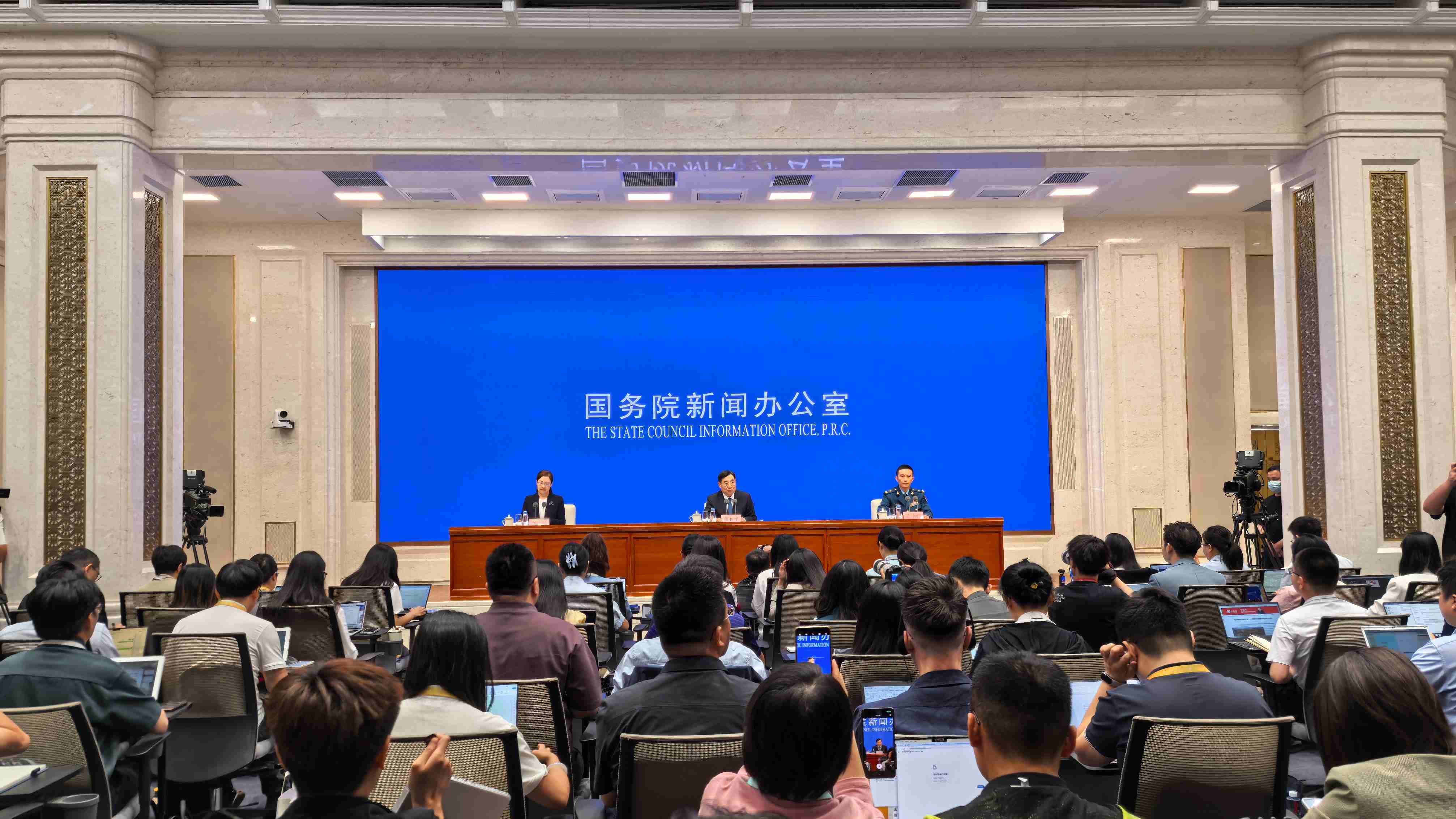 國新辦就中國人民抗日戰(zhàn)爭暨世界反法西斯戰(zhàn)爭勝利80周年紀念活動總體安排舉行發(fā)布會 